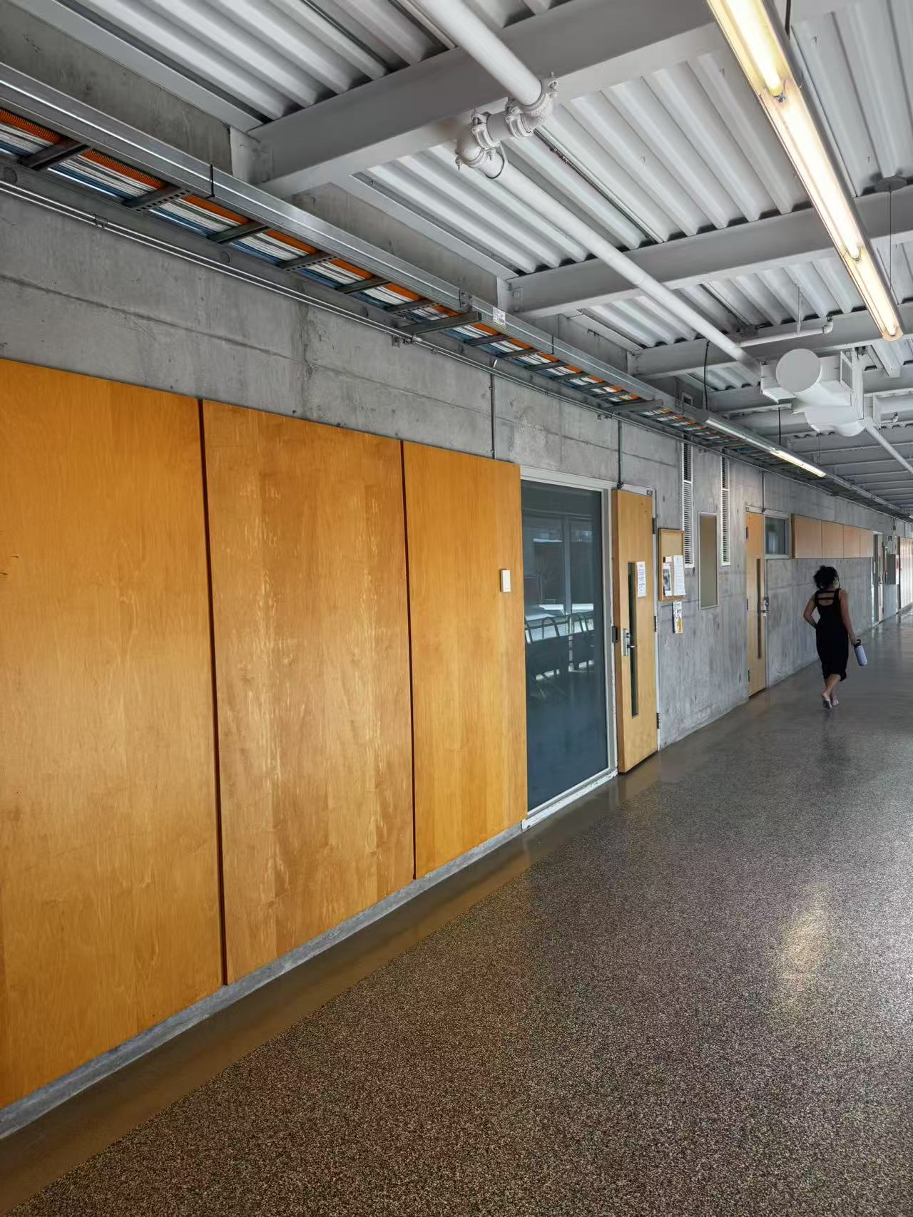 The sound of students talking